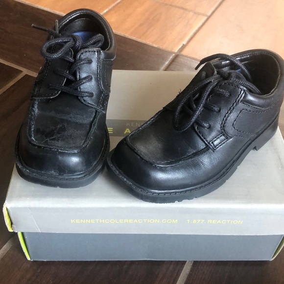 Kenneth Cole Reaction Other - Baby Kenneth Cole dress shoe